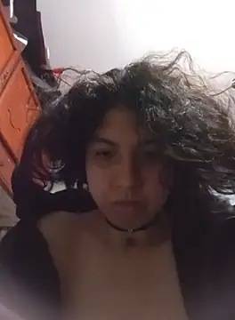 Snapshot of Syndel23 chatting on October 2025 03:35:02 PM Syndel23 online show from October 2025 03:35:02 PM