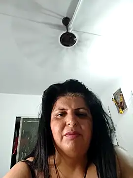 Snapshot of Jann_Riya333 chatting on June 2026 08:20:02 PM Jann Riya333 online show from June 2026 08:20:02 PM