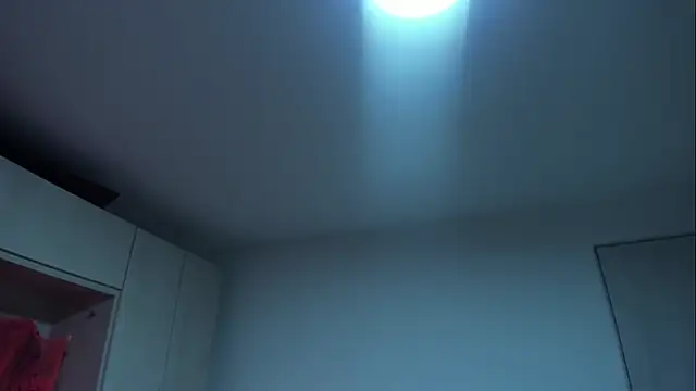VickyRuiz  online show from October 2025 12:06:01 PM