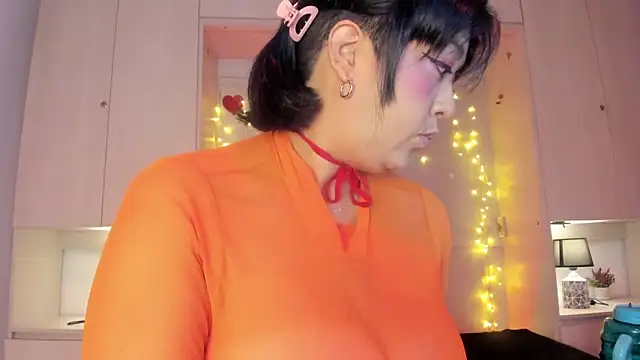 VickyRuiz  online show from February 2026 12:05:02 PM