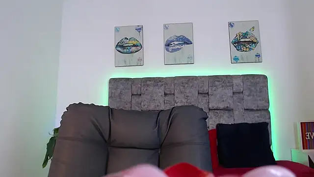 melodydoll online show from September 2025 02:23:02 PM