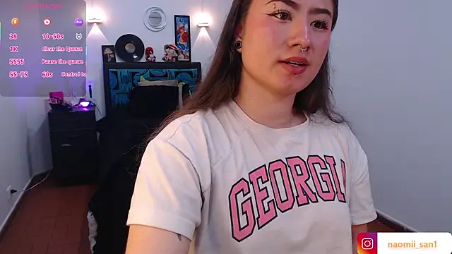 naomii san online show from September 2025 08:40:01 PM