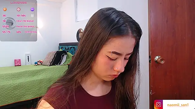naomii san online show from September 2025 09:31:02 PM