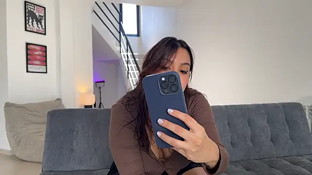 annaxxxb online show from May 2026 05:23:02 PM