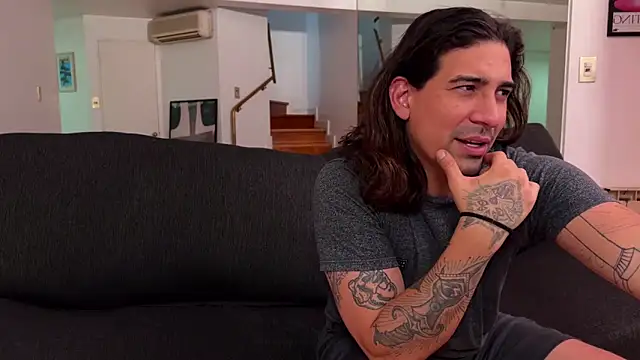 Snapshot of lenruy chatting on January 2026 01:09:02 AM lenruy online show from January 2026 01:09:02 AM