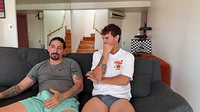 Snapshot of lenruy chatting on November 2025 06:29:02 PM lenruy online show from November 2025 06:29:02 PM