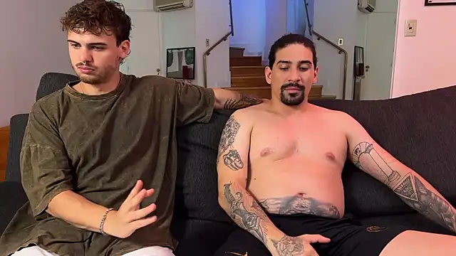 Snapshot of lenruy chatting on January 2026 03:32:02 AM lenruy online show from January 2026 03:32:02 AM