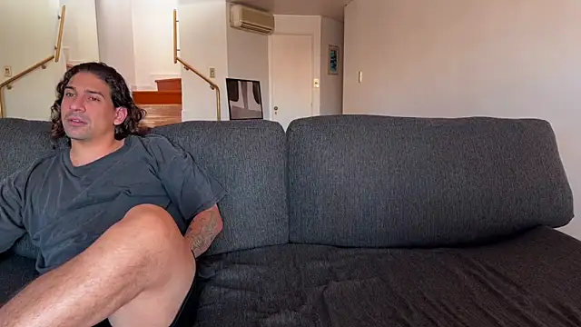 Snapshot of lenruy chatting on February 2026 07:33:01 PM lenruy online show from February 2026 07:33:01 PM