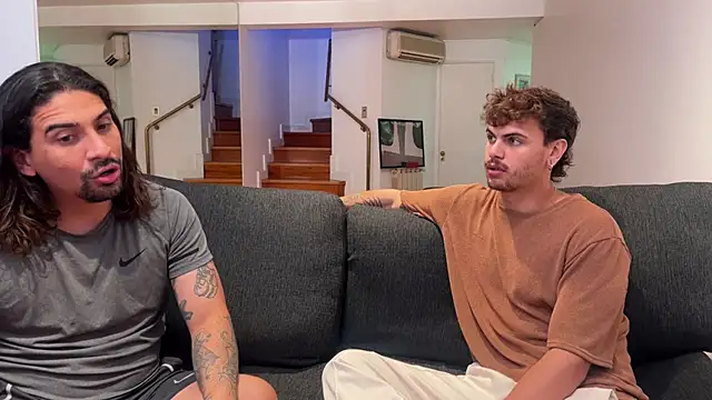 Snapshot of lenruy chatting on February 2026 12:42:01 AM lenruy online show from February 2026 12:42:01 AM