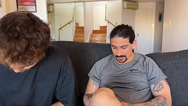 Snapshot of lenruy chatting on October 2025 07:47:02 PM lenruy online show from October 2025 07:47:02 PM