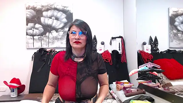 DonnaJoness online show from April 2026 06:45:02 PM