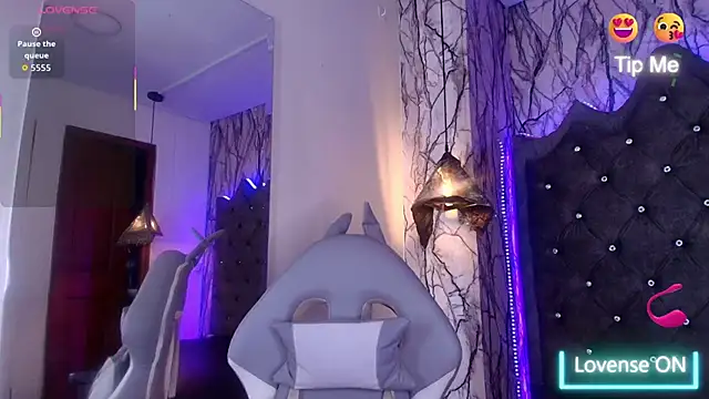 Zami Escobar of online show from March 2026 05:25:04 PM