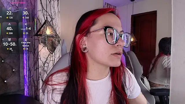 Zami Escobar of online show from March 2026 04:59:01 PM