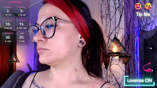 Zami Escobar of online show from April 2026 05:31:01 PM