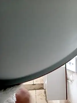 Snapshot of Snoopreto42 chatting on October 2025 09:32:01 AM Snoopreto42 online show from October 2025 09:32:01 AM