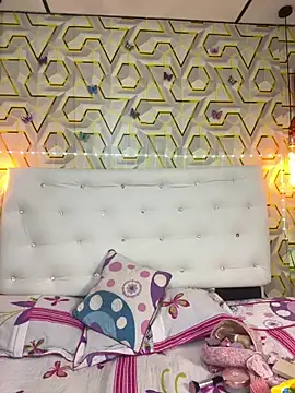 Ashly cutee online show from April 2026 09:28:02 PM