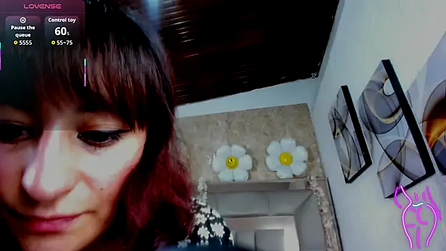 Candy Hott7 online show from January 2026 01:59:01 PM