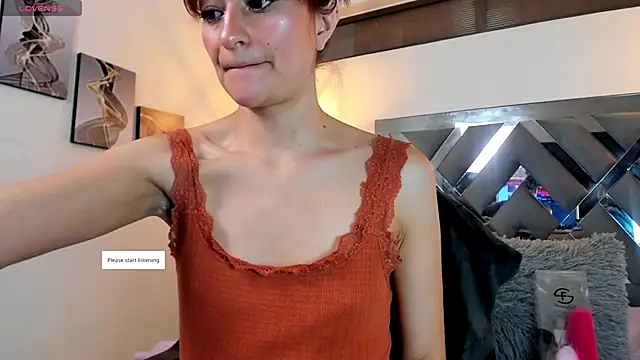 Candy Hott7 online show from September 2025 02:12:02 PM