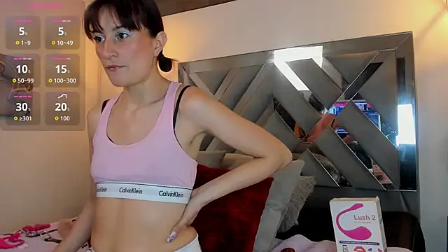 Candy Hott7 online show from November 2025 08:35:02 PM