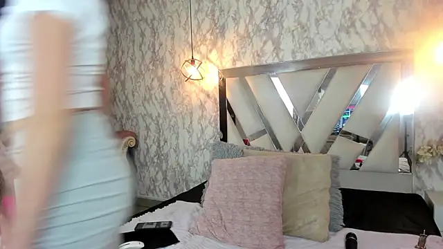 Candy Hott7 online show from February 2026 09:25:01 PM