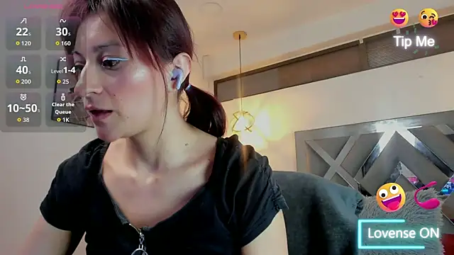 Candy Hott7 online show from October 2025 08:42:01 PM
