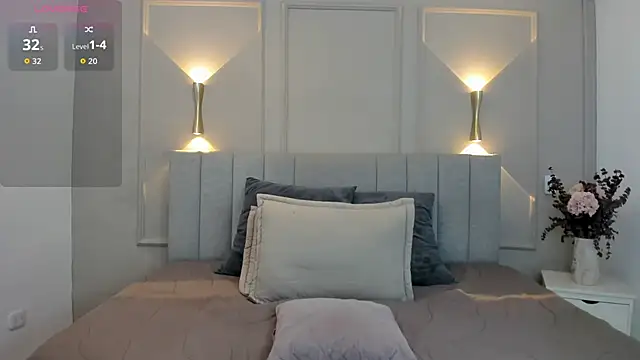 victoria bourne online show from December 2025 12:07:02 PM