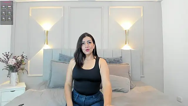 victoria bourne online show from December 2025 07:09:02 PM