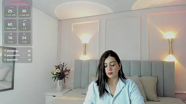 victoria bourne online show from April 2026 07:15:02 PM