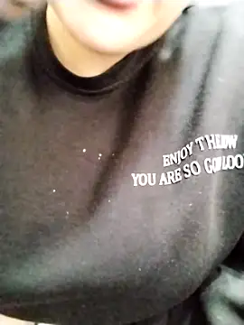 lilyan12 online show from March 2026 03:10:02 PM