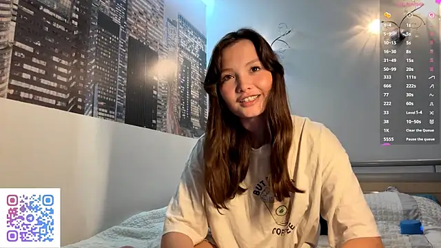 Snapshot of KiraVelvet chatting on September 2025 07:15:02 AM KiraVelvet online show from September 2025 07:15:02 AM