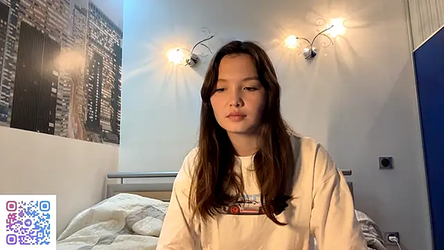 Snapshot of KiraVelvet chatting on September 2025 10:07:01 AM KiraVelvet online show from September 2025 10:07:01 AM