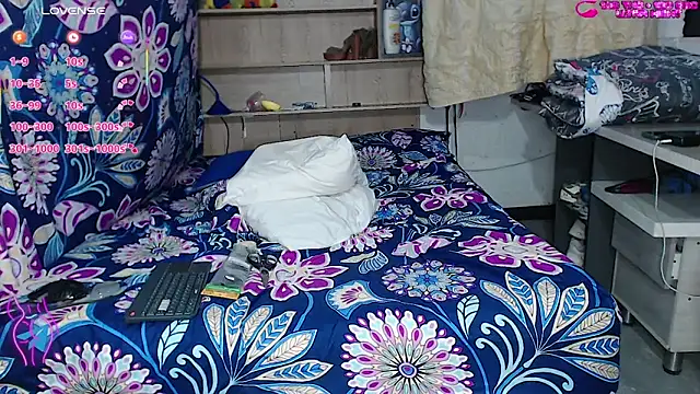 Snapshot of luisafe2025 chatting on October 2025 04:02:01 AM luisafe2025 online show from October 2025 04:02:01 AM