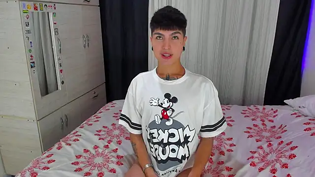 Snapshot of Dark_luckyyy chatting on December 2025 10:45:02 PM Dark luckyyy online show from December 2025 10:45:02 PM