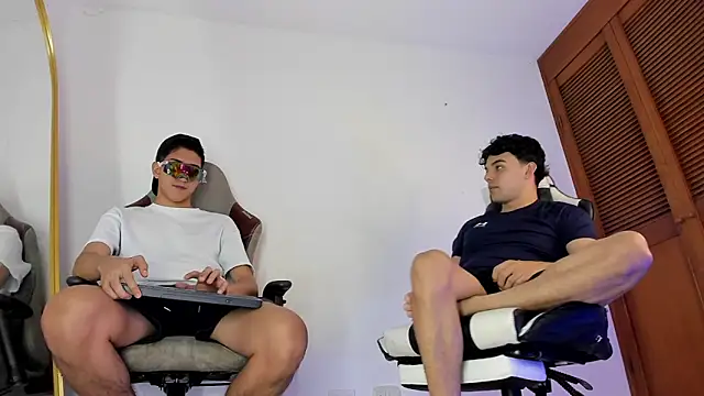 sotooliver3 online show from February 2026 10:10:02 PM