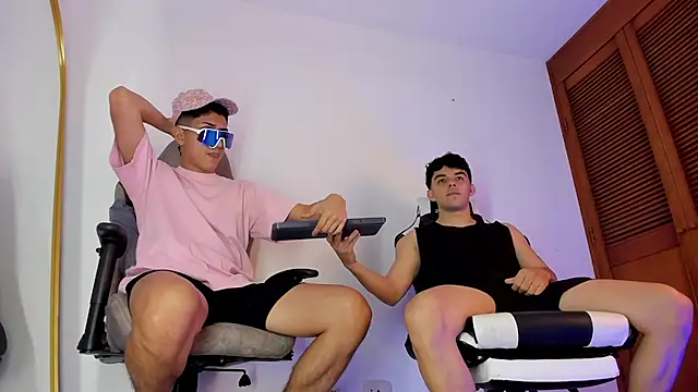 sotooliver3 online show from January 2026 08:35:01 PM