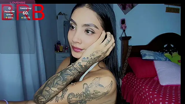 mia yireth online show from December 2025 03:11:02 PM