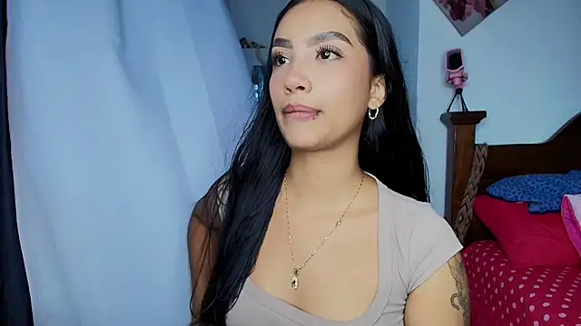 mia yireth online show from October 2025 05:12:01 PM