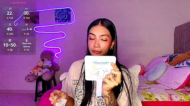 mia yireth online show from April 2026 02:36:02 AM