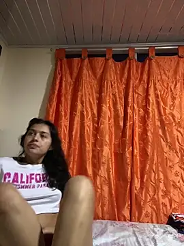 Snapshot of Nezuko-uWux chatting on November 2025 10:52:02 PM Nezuko-uWux online show from November 2025 10:52:02 PM