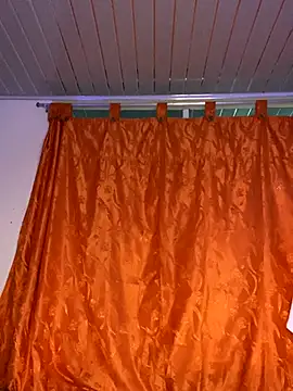 Snapshot of Nezuko-uWux chatting on November 2025 06:06:01 AM Nezuko-uWux online show from November 2025 06:06:01 AM