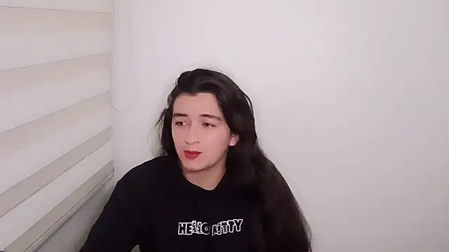 DanniG2000  online show from October 2025 03:30:01 AM