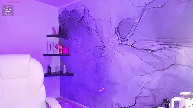 Lilokat  online show from January 2026 03:43:02 AM