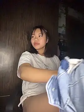 Kouis999 online show from December 2025 03:35:01 PM