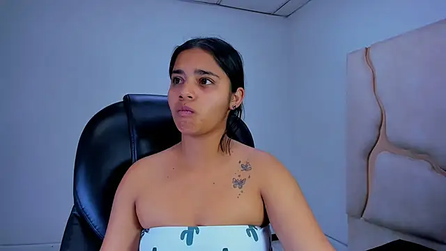 ScarletDoll online show from October 2025 02:44:02 AM