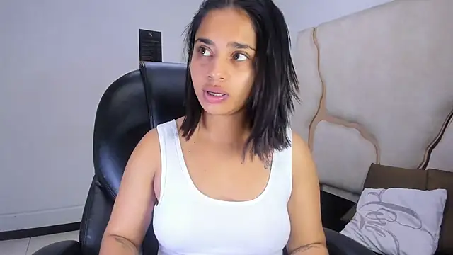 ScarletDoll online show from October 2025 02:44:02 AM