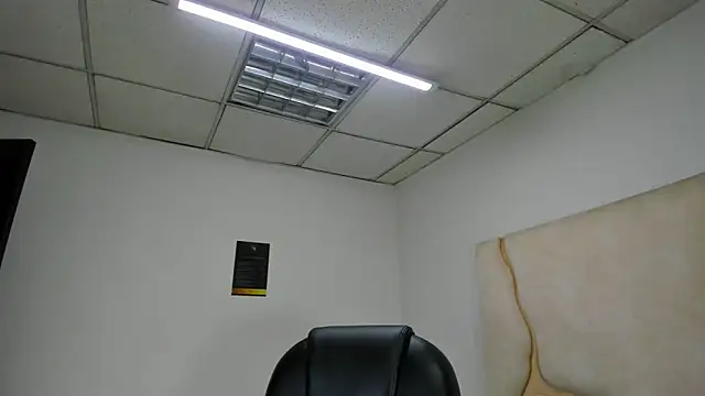 ScarletDoll online show from October 2025 03:40:02 AM