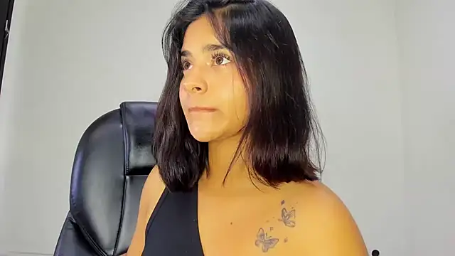 ScarletDoll online show from November 2025 03:43:01 AM