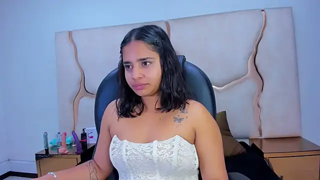 ScarletDoll online show from December 2025 04:55:01 AM