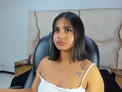 Snapshot of ScarletDoll chatting on September 2025 02:58:01 AM ScarletDoll online show from September 2025 02:58:01 AM