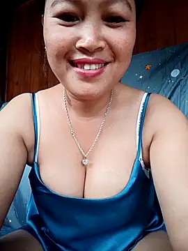 maycuc123 online show from October 2025 01:53:01 AM